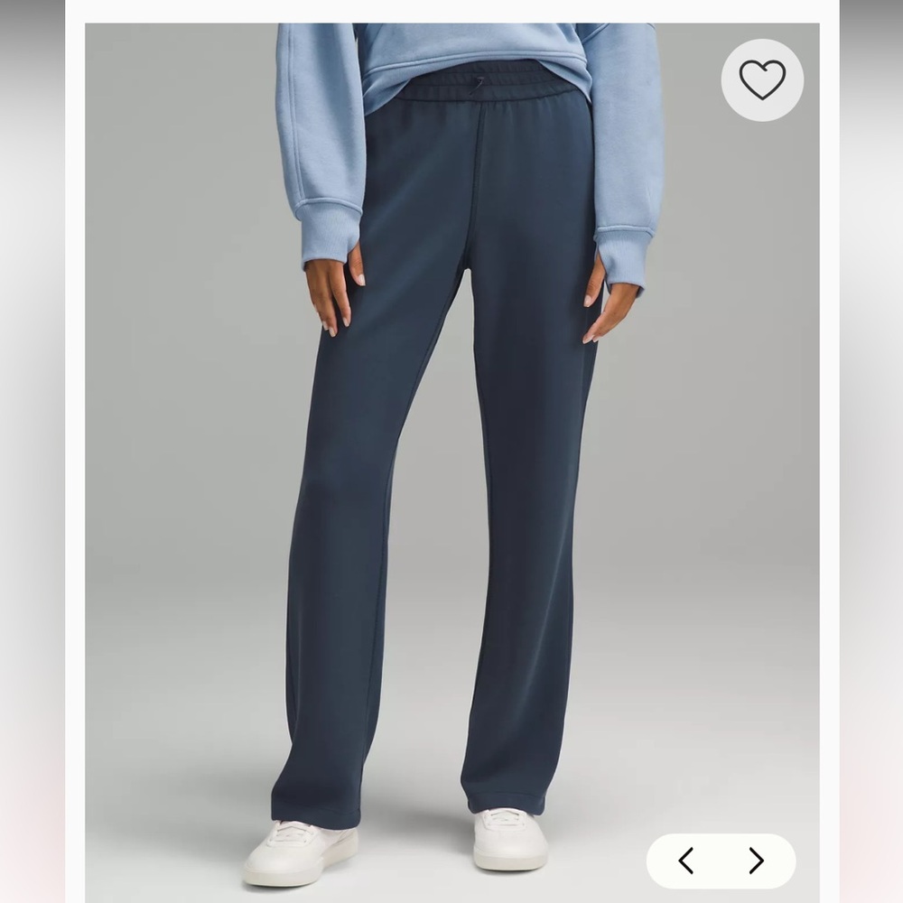 Lululemon Softstreme High Rise Pants Regular size 4 blue